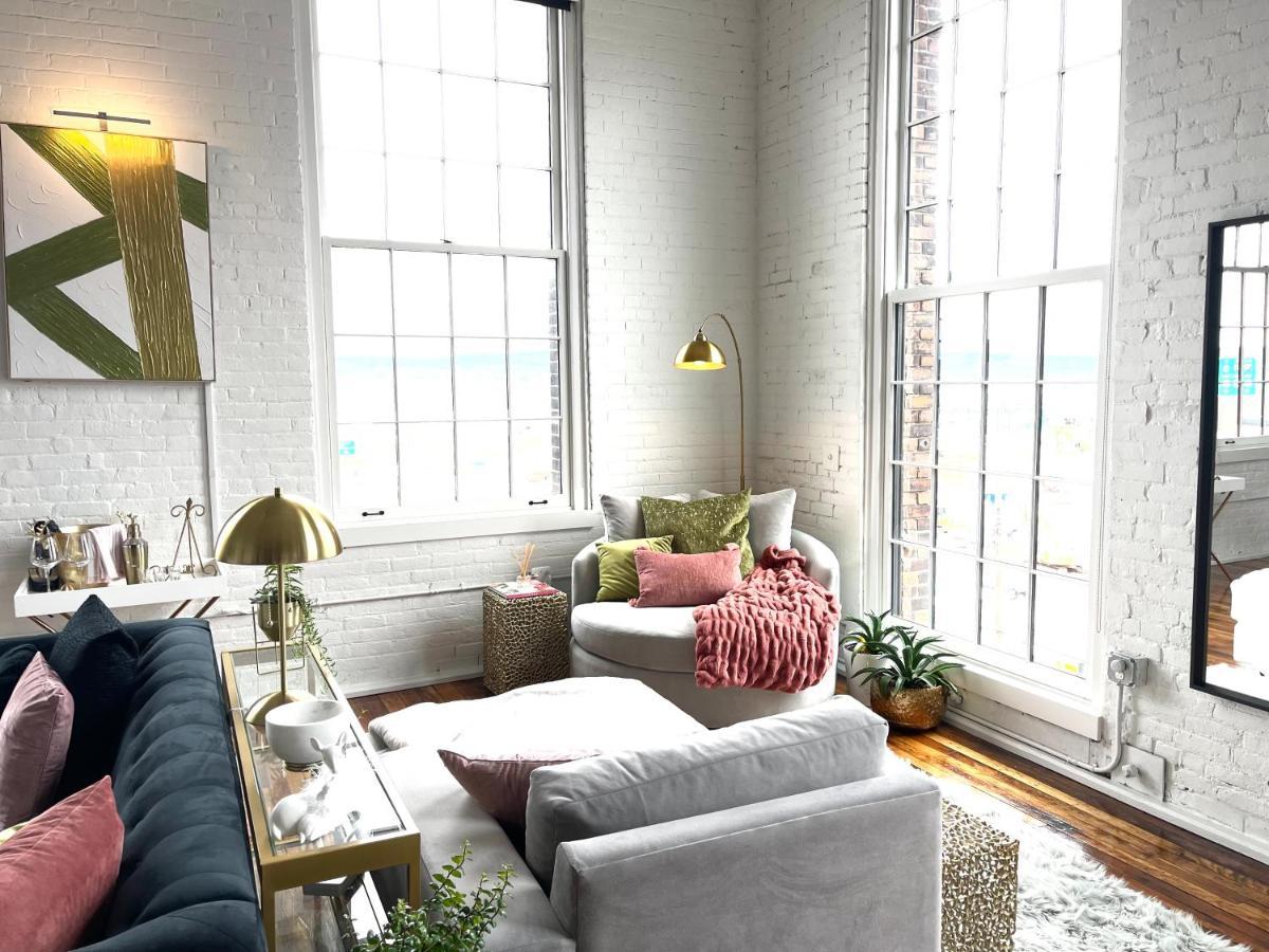 2Br 2Br Le Chateau 505 Lux Penthouse In A Historic Building Utica Eksteriør billede